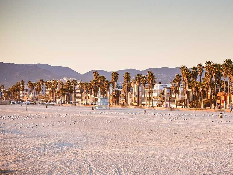 Breiter Strand in Santa Monica