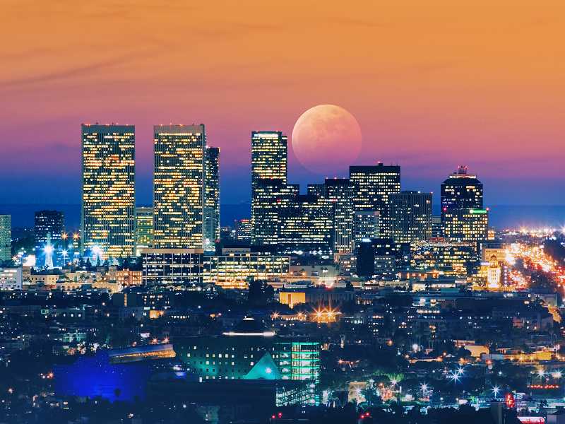 Los Angeles Skyline bei Nacht